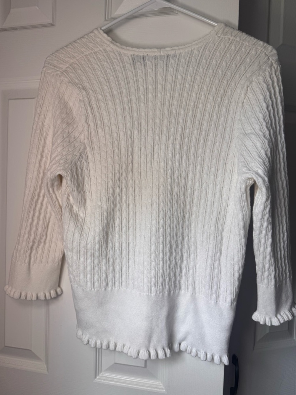 Jeanne Pierre Women’s White Cable-Knit V-Neck Cardigan size Large - Picture 5 of 5
